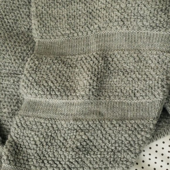 SALE! Scoopneck Crop Sweater - Picture 13 of 15